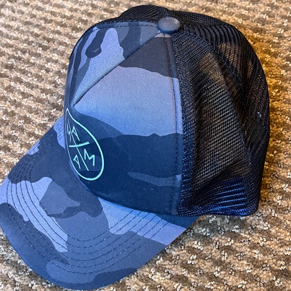 MAMA X- trucker SnapBack- black&gray camouflage- OSFM - EUC! - Picture 2 of 6